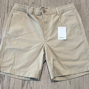 NWT:: Quince Men’s Flat Front Shorts — Tan size small